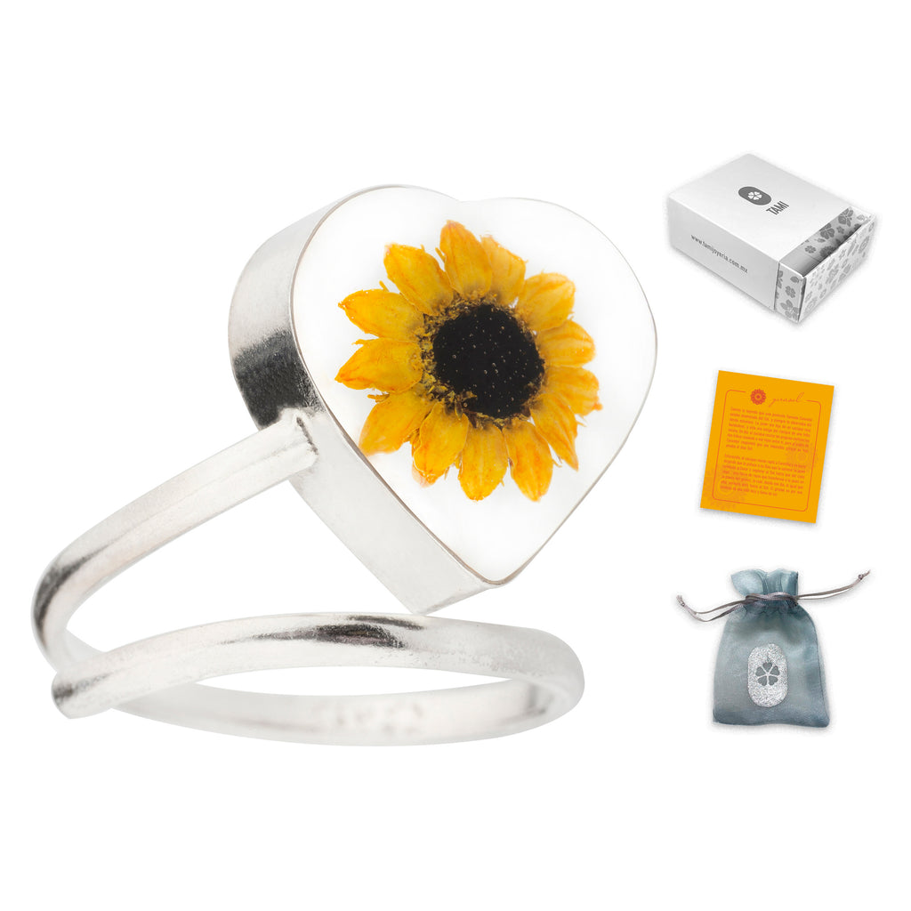 Anillo con Girasol en Corazón de Plata .925