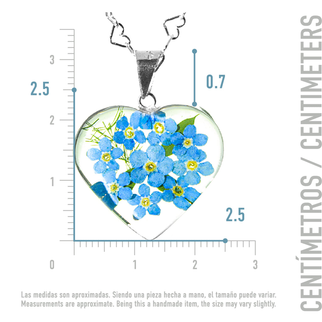 Collar con Flores Eternas de Nomeolvides en Corazón de Plata 925