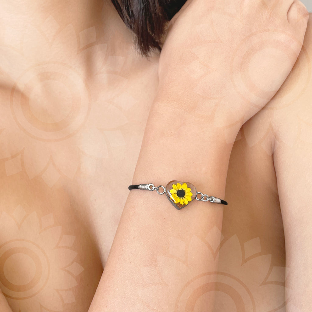Pulsera Corazón de Girasol en Plata 925 con Cuero Negro
