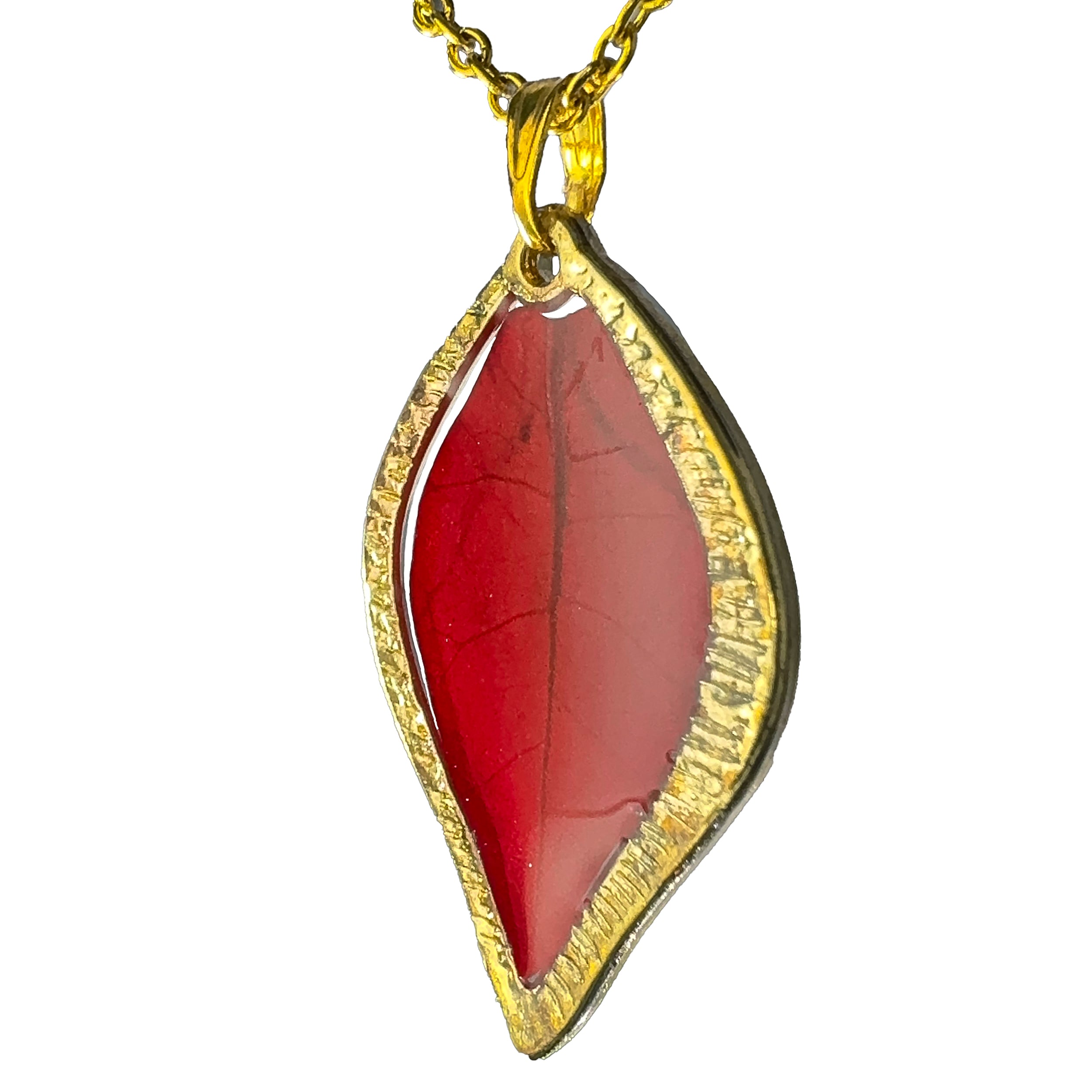 Collar de Acero Inoxidable Dorado con Hoja de Bugambilia Roja