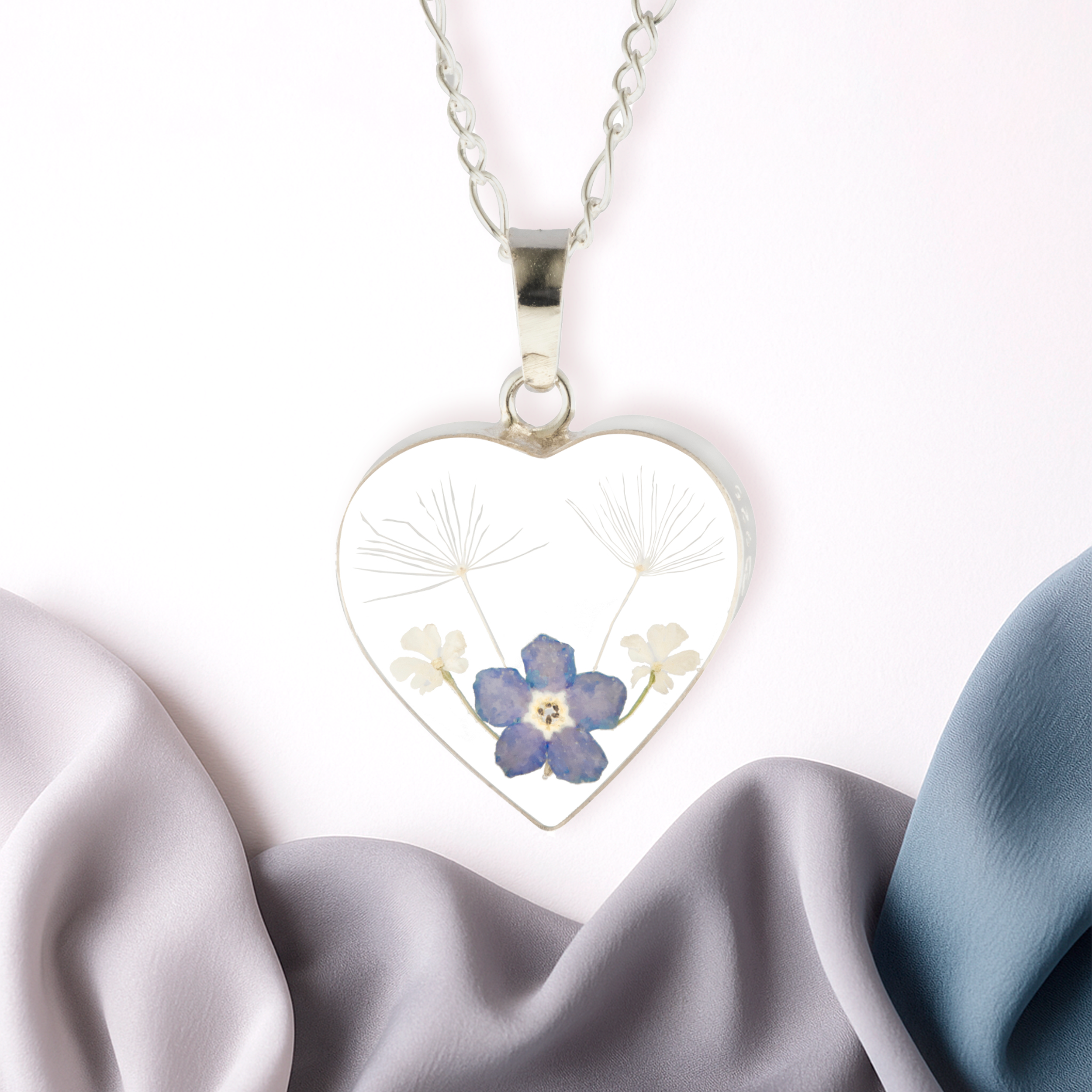 Collar Corazón con Diente de León y Nomeolvides en Plata 925